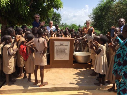 Inauguration de 4 puits d'eau dans la commune de COME