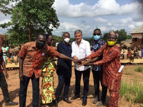 Lancement des travaux à l'école primaire de Goutin dans la commune de ADJOHOUN