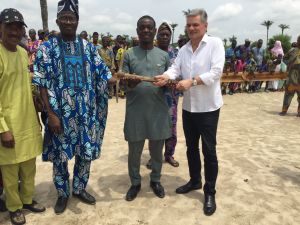 lancement de la maternité à dekanme commune de So Ava, cité lacustre