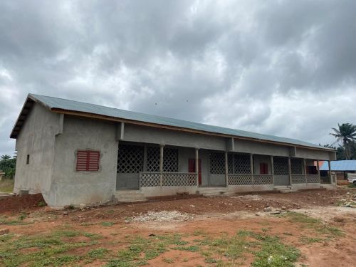 Evolution des travaux : école primaire à IFANGNI