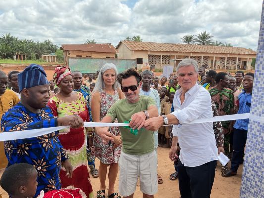 Inauguration d'un château d'eau et de 03 puits à SOKOU, IFANGNI.